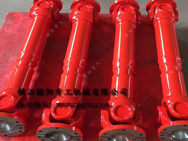 新式整體叉頭式萬(wàn)向聯(lián)軸器是冶金、軋鋼等機(jī)械設(shè)備的優(yōu)選傳動(dòng)件-萬(wàn)向聯(lián)軸器